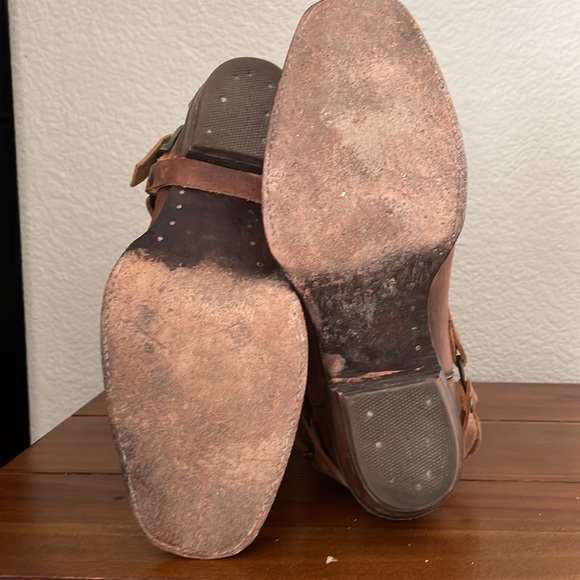 Rustic Square Toe Genuine Leather Floral Embroidered Cowboy Boots - Picture 4 of 6